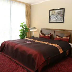 halong-hotel.find-berlin-hotels.com/